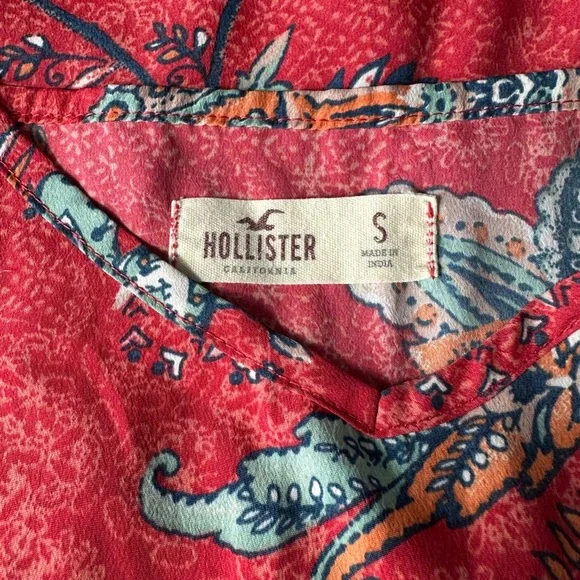 Hollister Red Floral Camisole - Picture 3 of 9